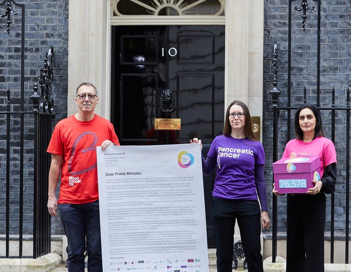 Mel P delivers our petition to 10 Downing Street