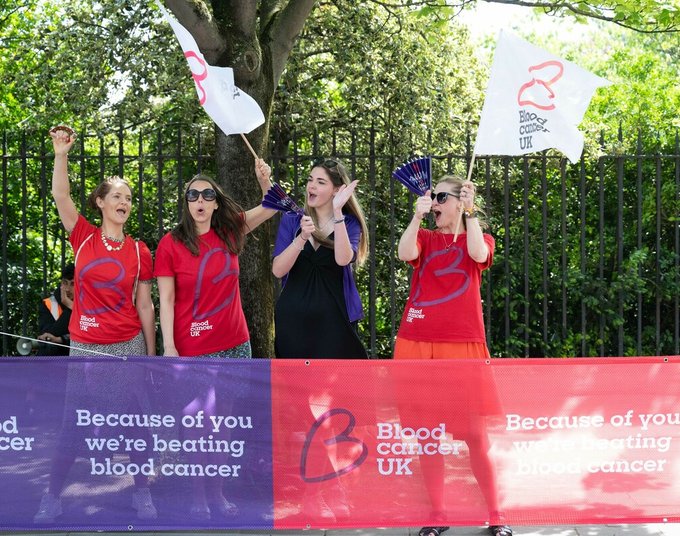 Cheerpoint volunteers at the Royal Parks Half Marathon