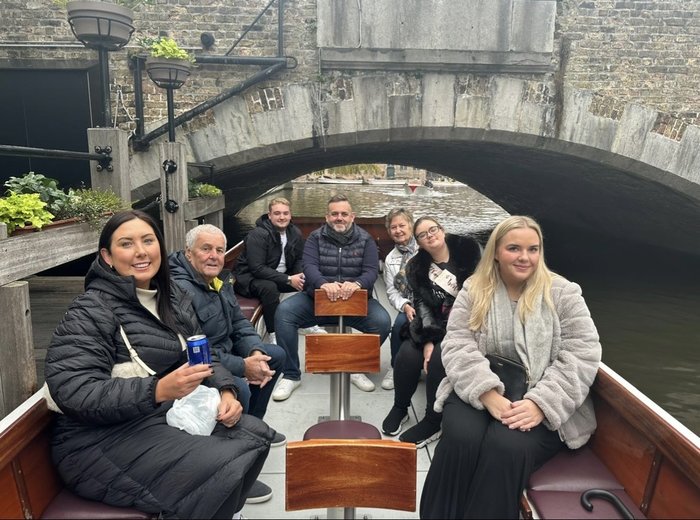 Sophie and Katie with family