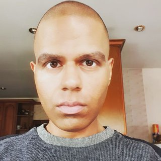 Sunny, diagnosed with non Hodgkin lymphoma